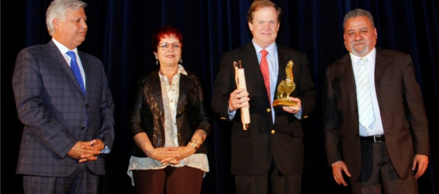 En aniversario de Talcahuano: Blumar recibió premio municipal “Empresa Destacada 2015″